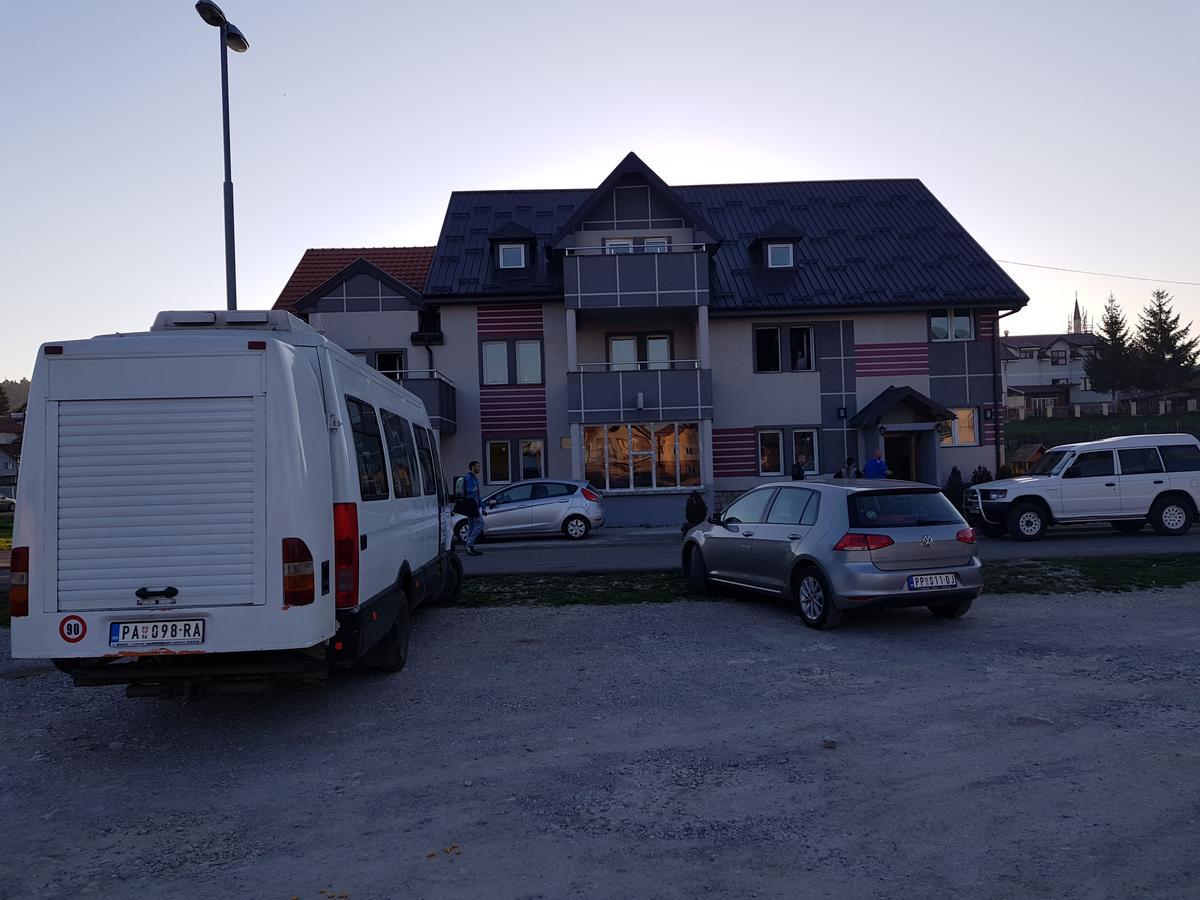 Guesthouse Vanilla 谢尼察 外观 照片